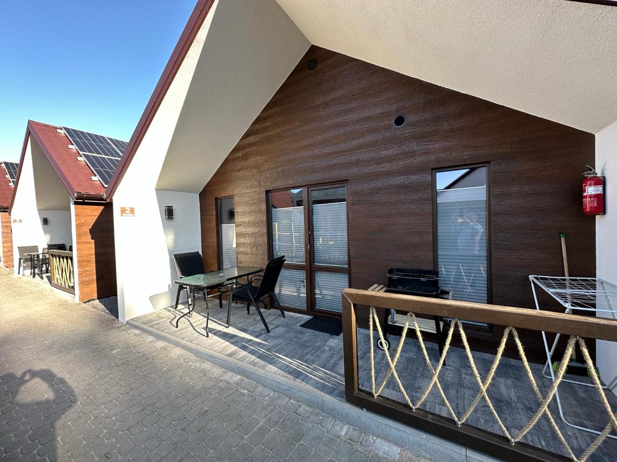 Osrodek Wczasowy Amelia Hotel Jaroslawiec Exterior photo