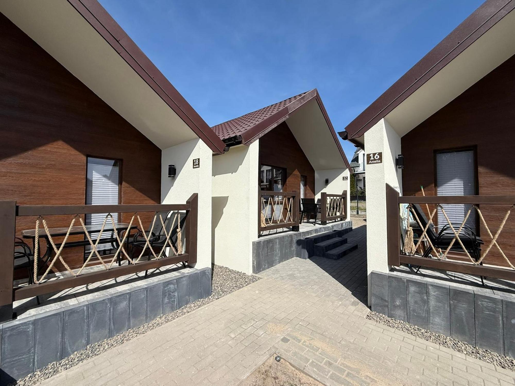 Osrodek Wczasowy Amelia Hotel Jaroslawiec Exterior photo